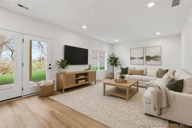 120 Spangler Place, Jeffersonville, IN 47130