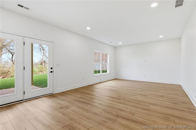 120 Spangler Place, Jeffersonville, IN 47130