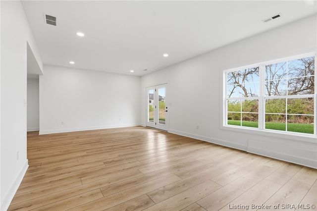 120 Spangler Place, Jeffersonville, IN 47130