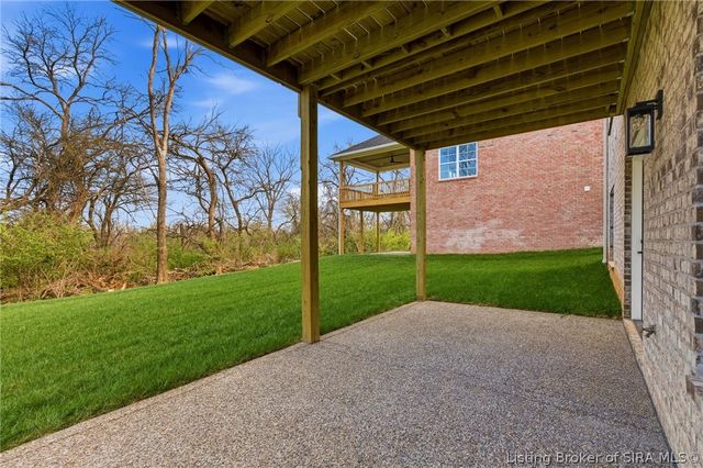 120 Spangler Place, Jeffersonville, IN 47130