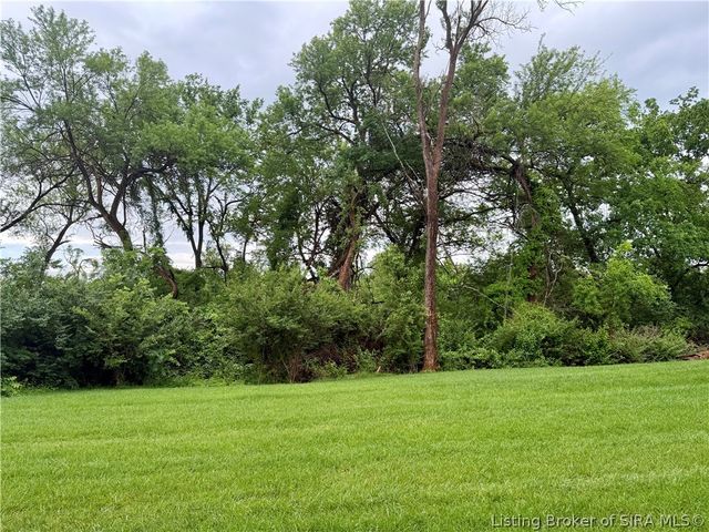 120 Spangler Place, Jeffersonville, IN 47130