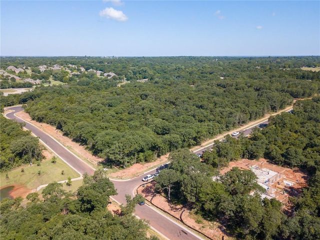 5716 Moulin Drive, Edmond, OK 73034