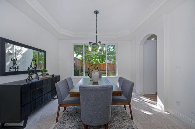 820 Travis St, Folsom, CA 95630