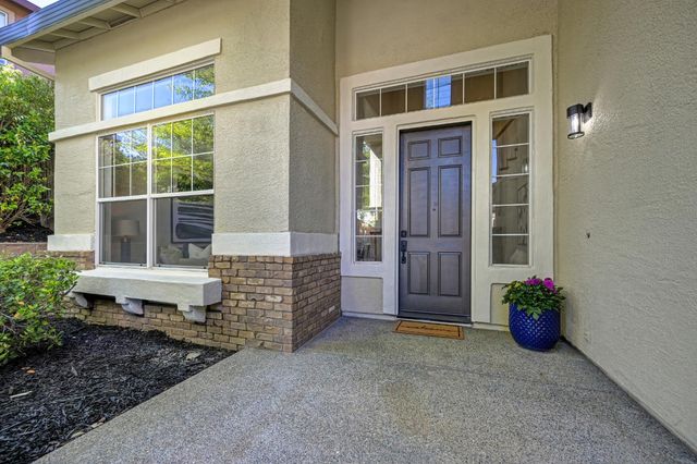 820 Travis St, Folsom, CA 95630