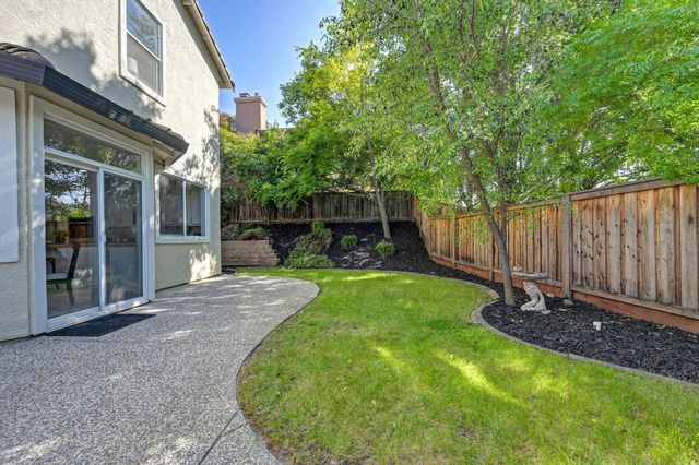 820 Travis St, Folsom, CA 95630