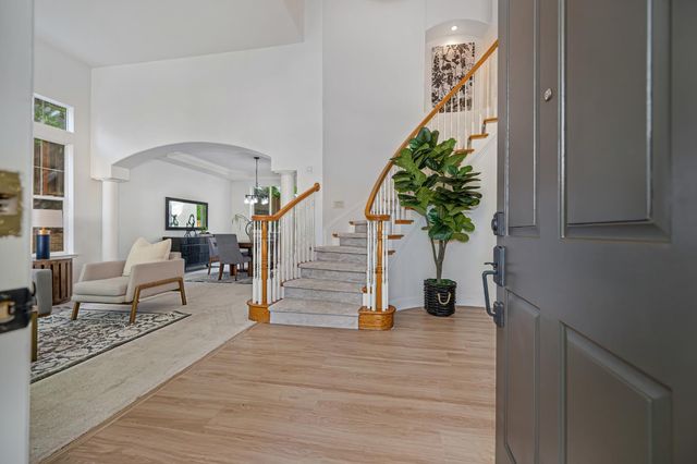 820 Travis St, Folsom, CA 95630