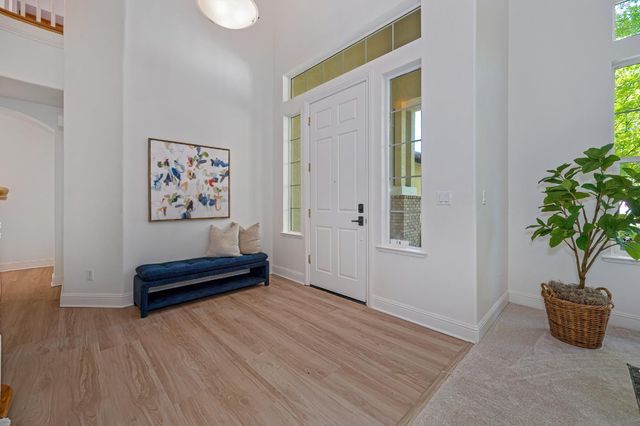 820 Travis St, Folsom, CA 95630