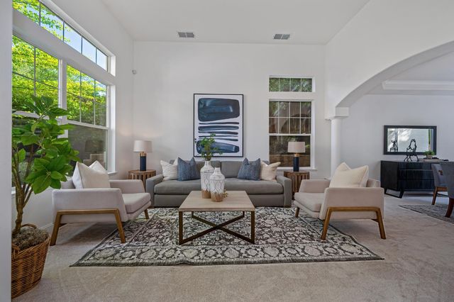820 Travis St, Folsom, CA 95630