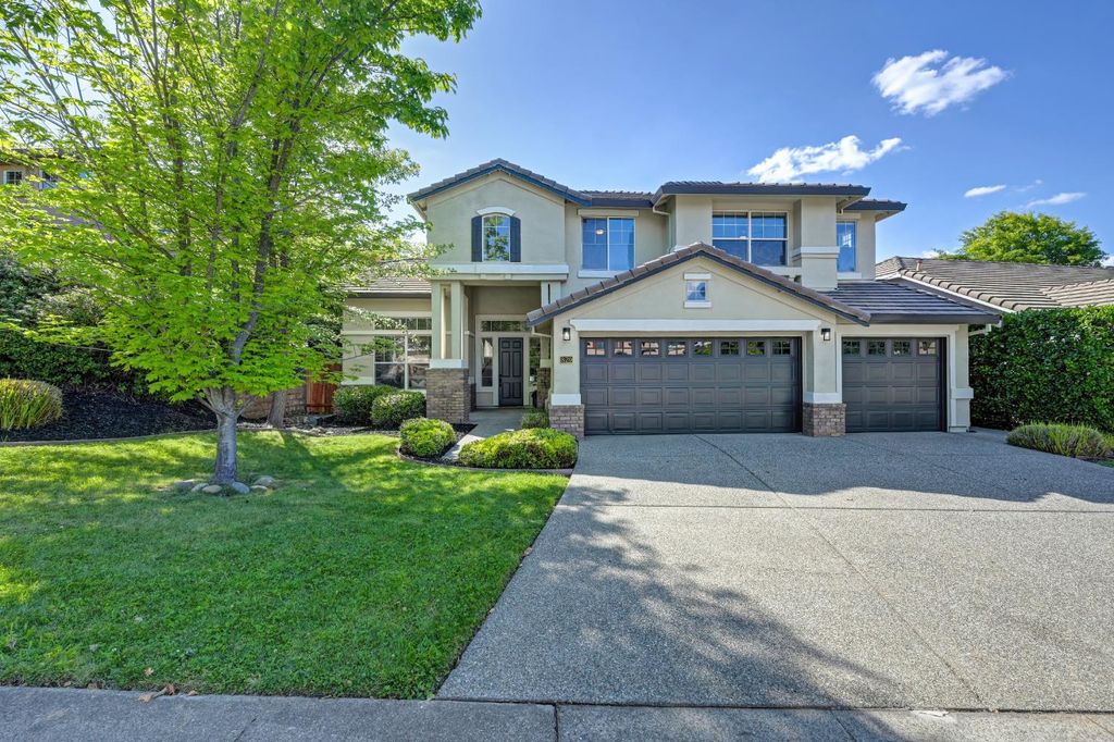 820 Travis St, Folsom, CA 95630