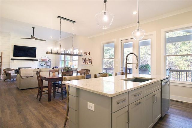 75 Stoneridge Court, Dawsonville, GA 30534