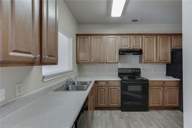 314 Oakland Hills Way, Lawrenceville, GA 30044
