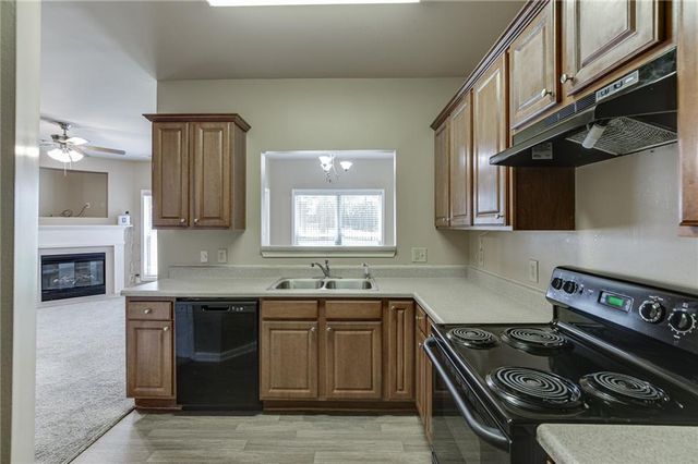 314 Oakland Hills Way, Lawrenceville, GA 30044