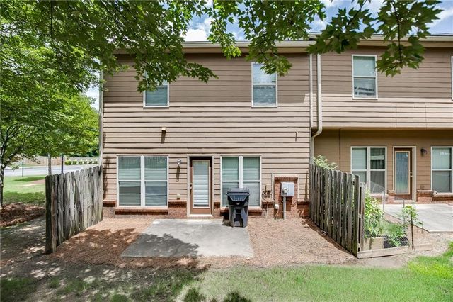 314 Oakland Hills Way, Lawrenceville, GA 30044