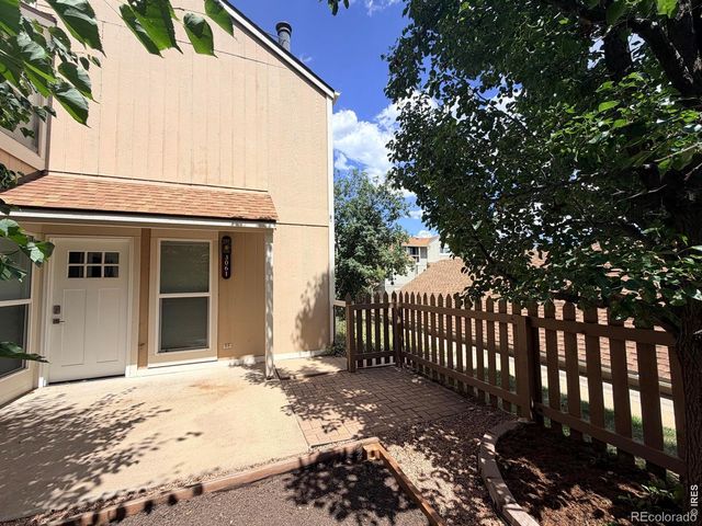 3061 Redstone Lane, Boulder, CO 80305