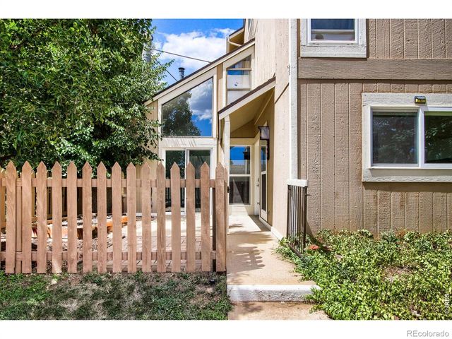3061 Redstone Lane, Boulder, CO 80305