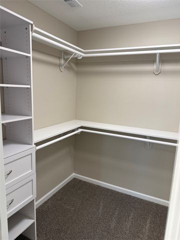 352 E Pleasant View Drive, Des Moines, IA 50315