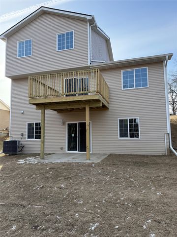 352 E Pleasant View Drive, Des Moines, IA 50315