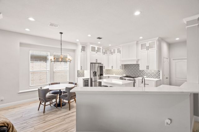 1301 Meadows Avenue, Lantana, TX 76226