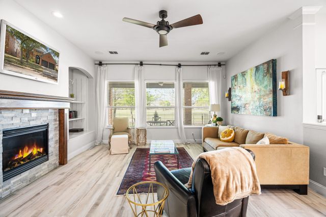 1301 Meadows Avenue, Lantana, TX 76226