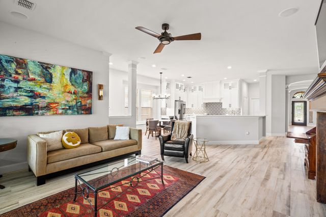 1301 Meadows Avenue, Lantana, TX 76226