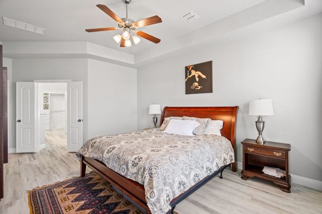 1301 Meadows Avenue, Lantana, TX 76226