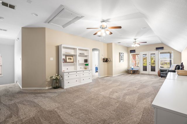 1301 Meadows Avenue, Lantana, TX 76226