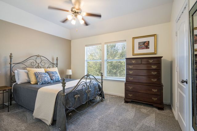 1301 Meadows Avenue, Lantana, TX 76226