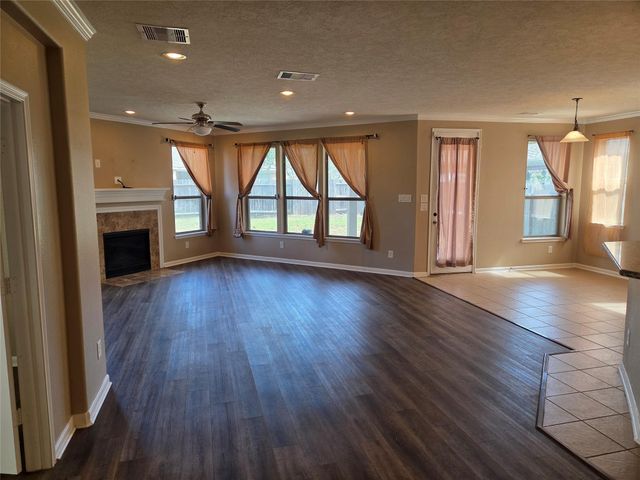 19510 Dunlay Springs Drive, Cypress, TX 77433