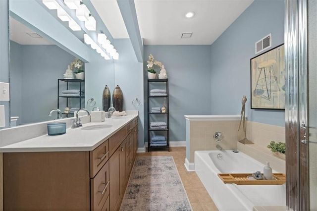 6236 W 121ST Street, Overland Park, KS 66209