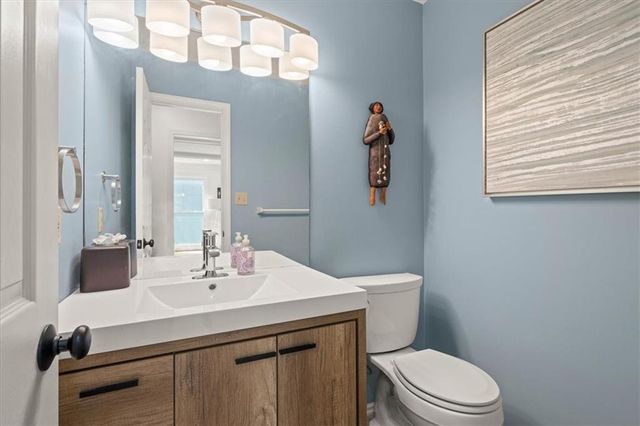 6236 W 121ST Street, Overland Park, KS 66209