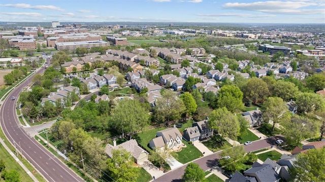 6236 W 121ST Street, Overland Park, KS 66209