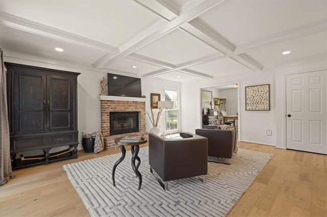 6236 W 121ST Street, Overland Park, KS 66209