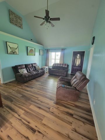 5075 Midland Fosterville Rd, Bell Buckle, TN 37020