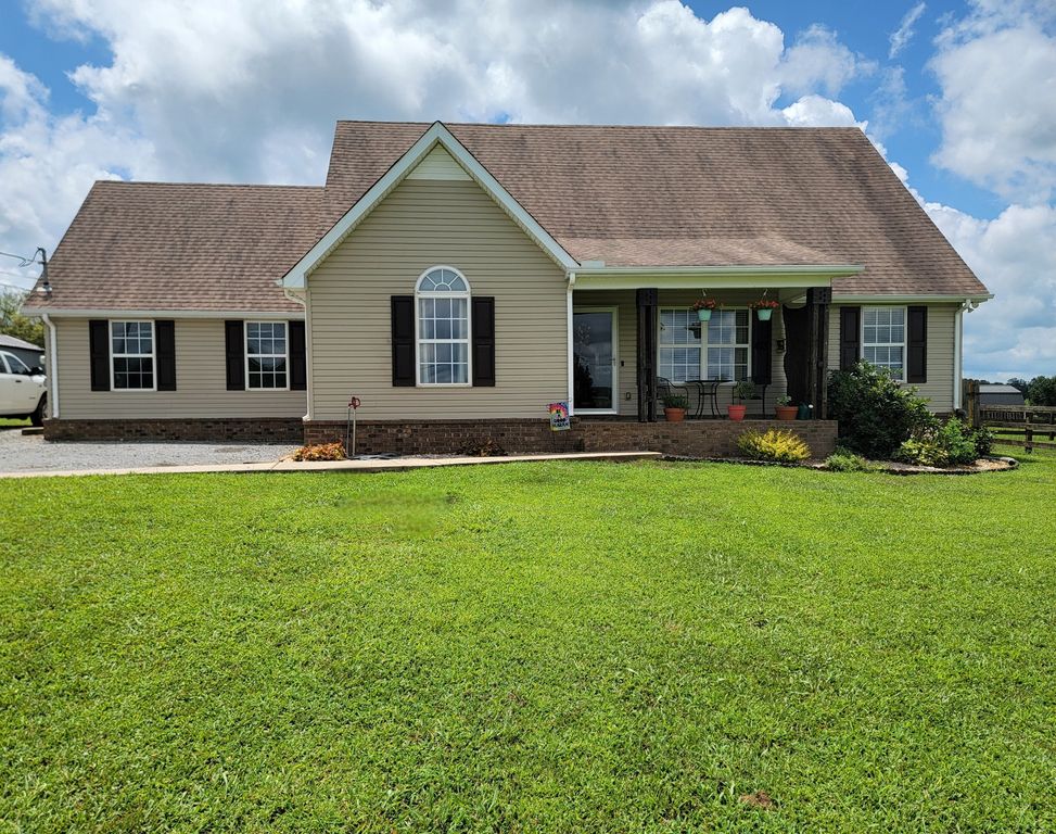 5075 Midland Fosterville Rd, Bell Buckle, TN 37020