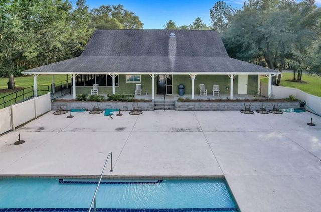 1997 Coopers Point Drive NE, Townsend, GA 31331