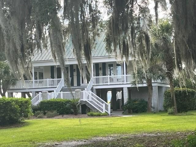 1997 Coopers Point Drive NE, Townsend, GA 31331
