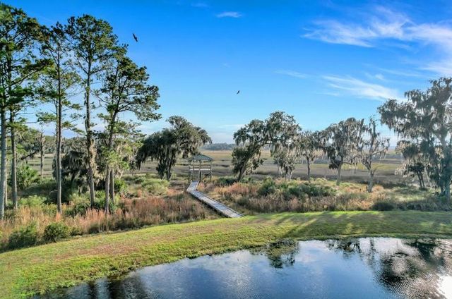 1997 Coopers Point Drive NE, Townsend, GA 31331