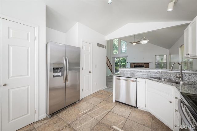 1501 Strawberry Glen Court, Ballwin, MO 63021