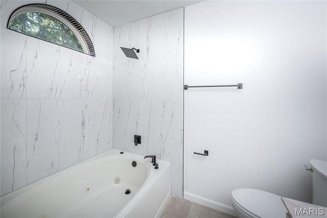 1501 Strawberry Glen Court, Ballwin, MO 63021