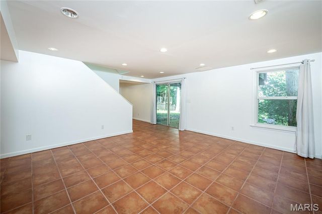 1501 Strawberry Glen Court, Ballwin, MO 63021