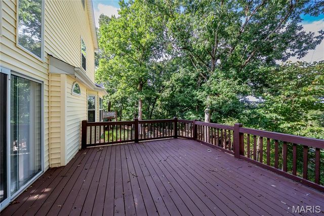 1501 Strawberry Glen Court, Ballwin, MO 63021
