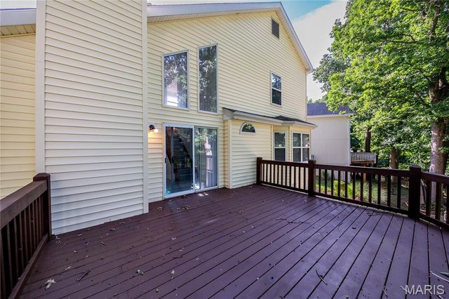 1501 Strawberry Glen Court, Ballwin, MO 63021