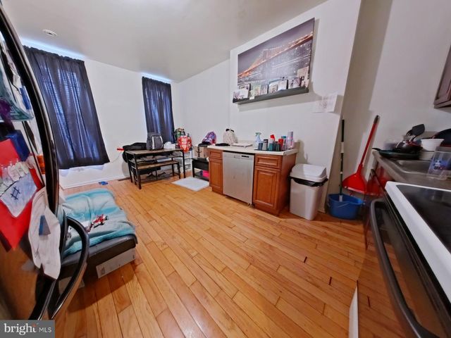 1422 N WILLINGTON ST, Philadelphia, PA 19121