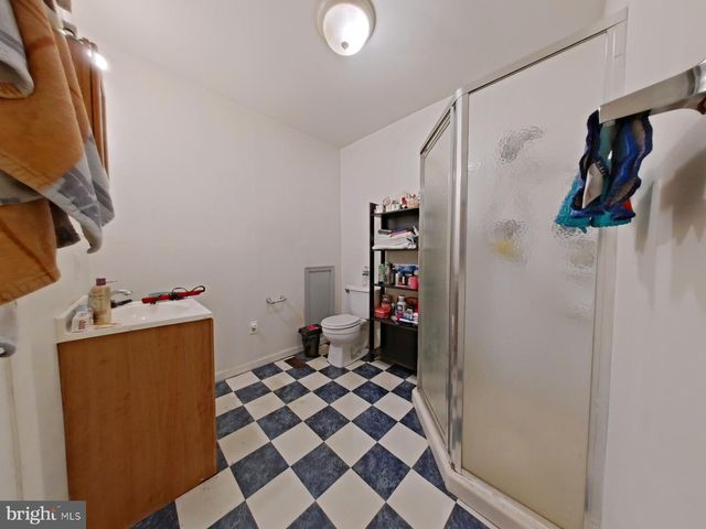 1422 N WILLINGTON ST, Philadelphia, PA 19121