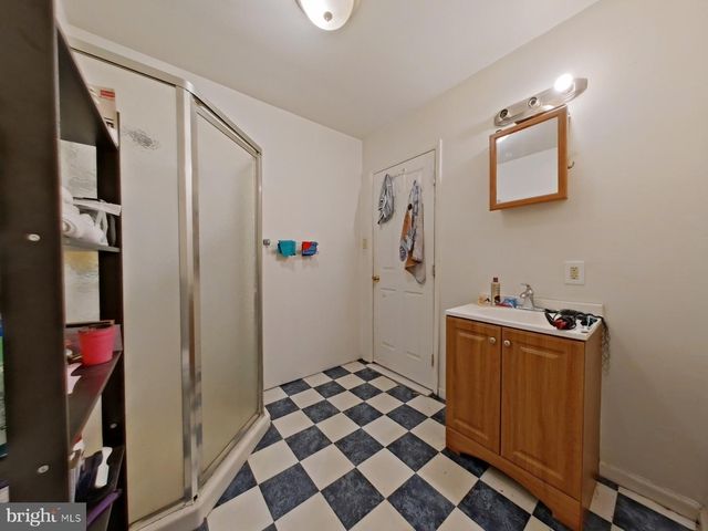 1422 N WILLINGTON ST, Philadelphia, PA 19121