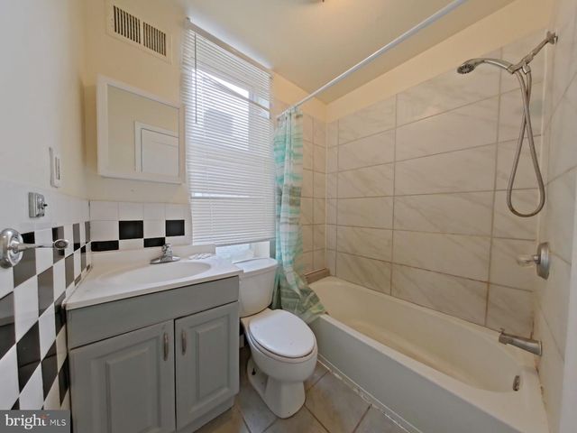 1422 N WILLINGTON ST, Philadelphia, PA 19121