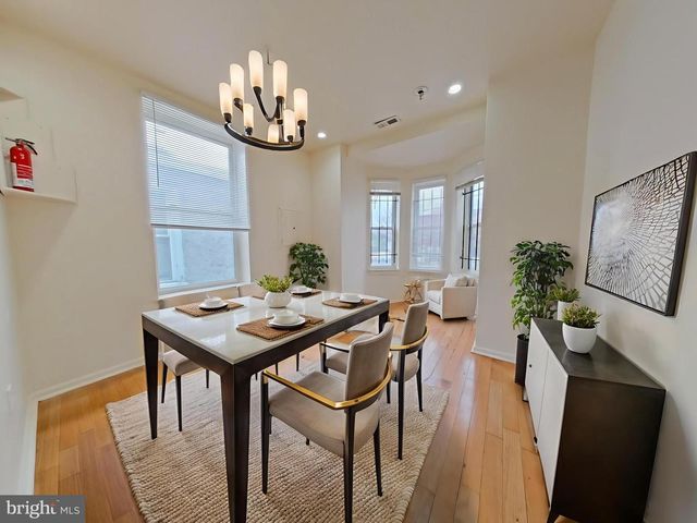 1422 N WILLINGTON ST, Philadelphia, PA 19121