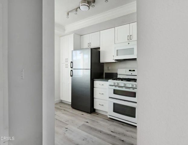955 E 3rd 209, Long Beach, CA 90802