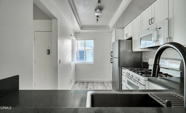 955 E 3rd 209, Long Beach, CA 90802