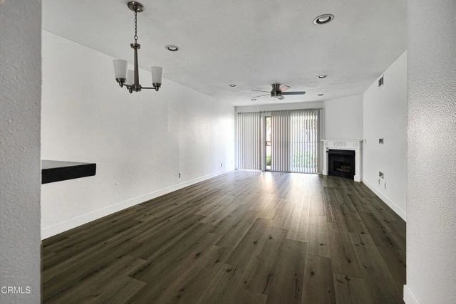 955 E 3rd 209, Long Beach, CA 90802